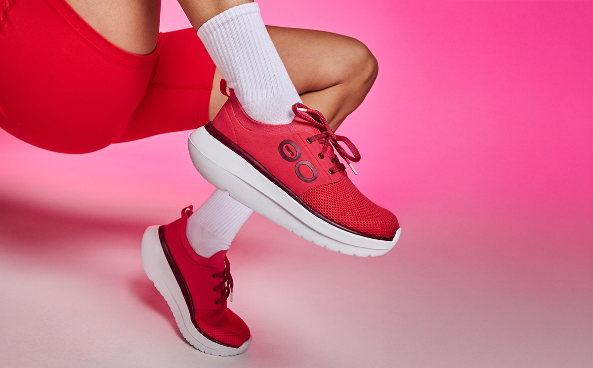 Women's OOmy Stride - Neon Berry (FINAL SALE) - Image 8
